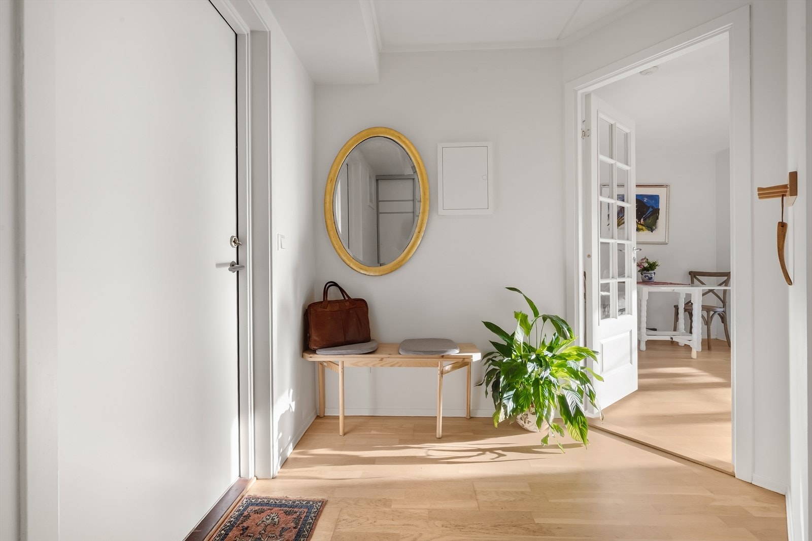 Leiligheten disponerer en kjellerbod på ca. 4,9 m² for ekstra oppbevaringsplass. Galleribilde