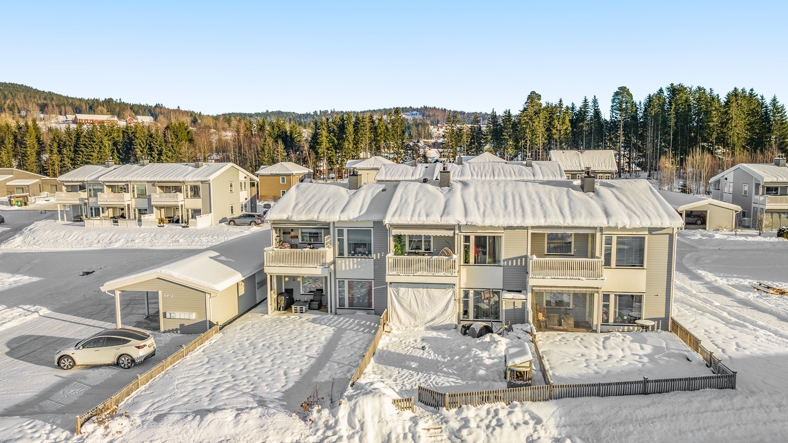 Her bor man i et barnevennlig og sentrumsnært boligområde i Maura. Galleribilde
