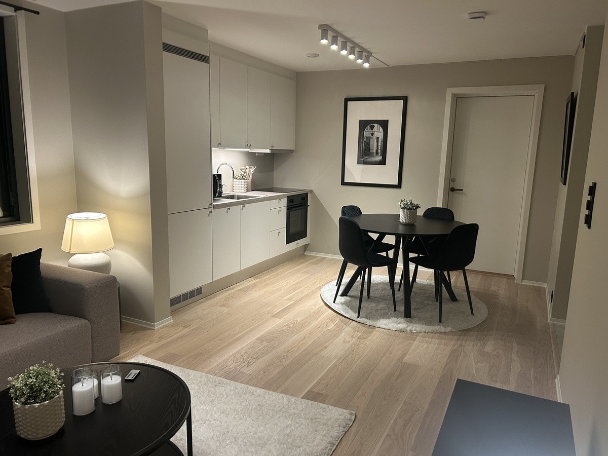 God plass til spisebord Galleribilde