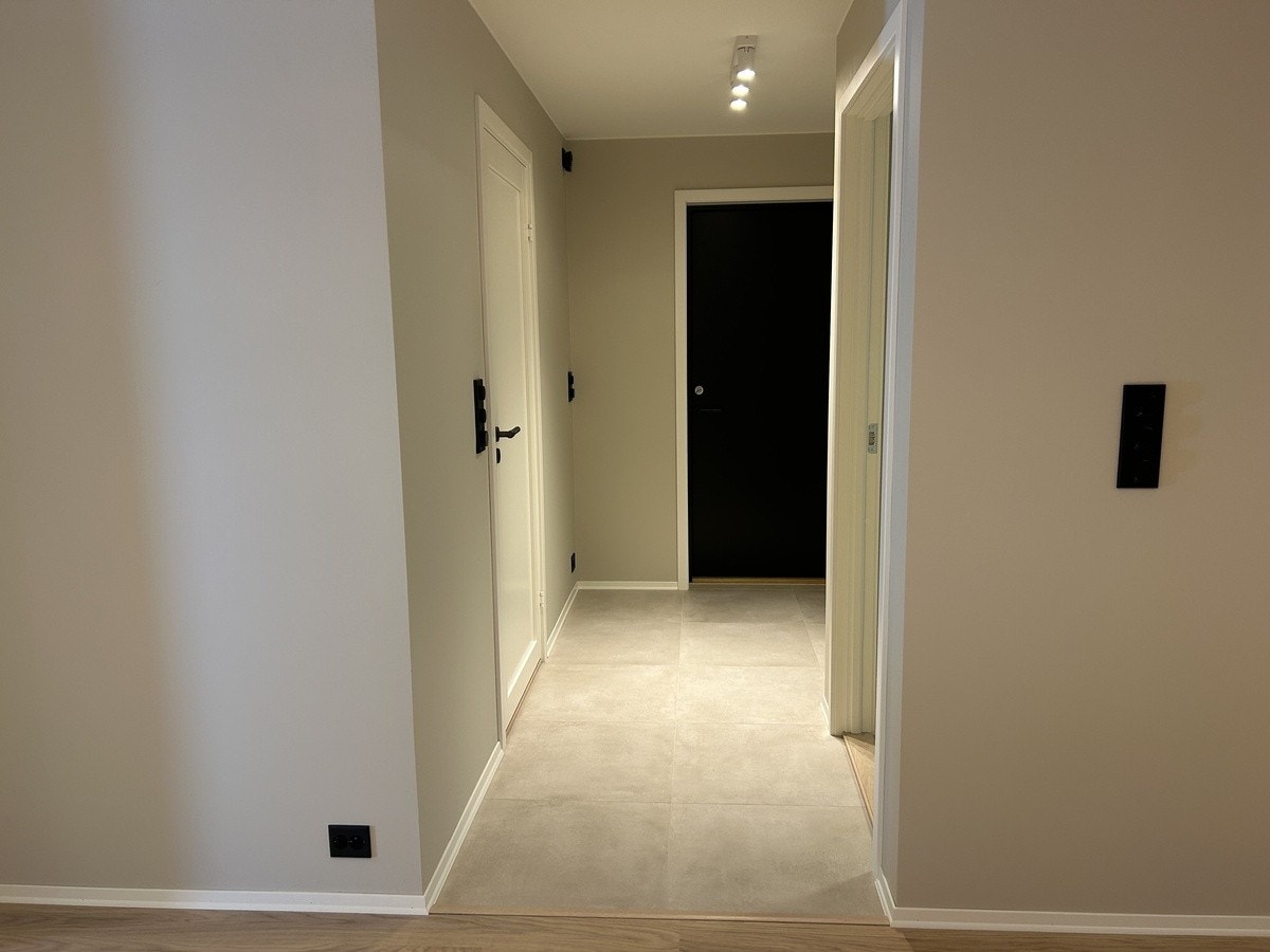 Egen inngang Galleribilde