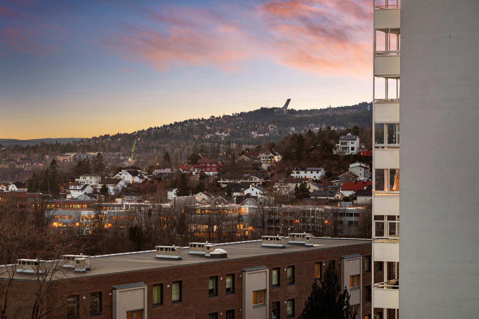 Utsikt mot holmenkollen. Galleribilde