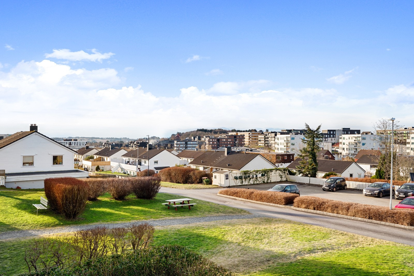 Uteområde. Galleribilde