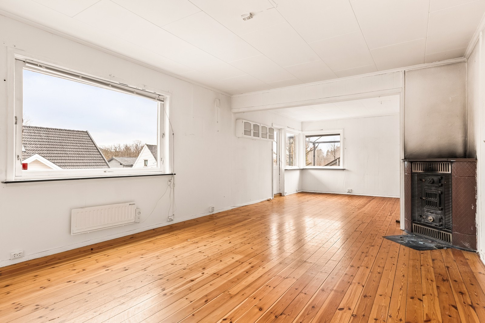 Stue og spisestue i første etasje Galleribilde