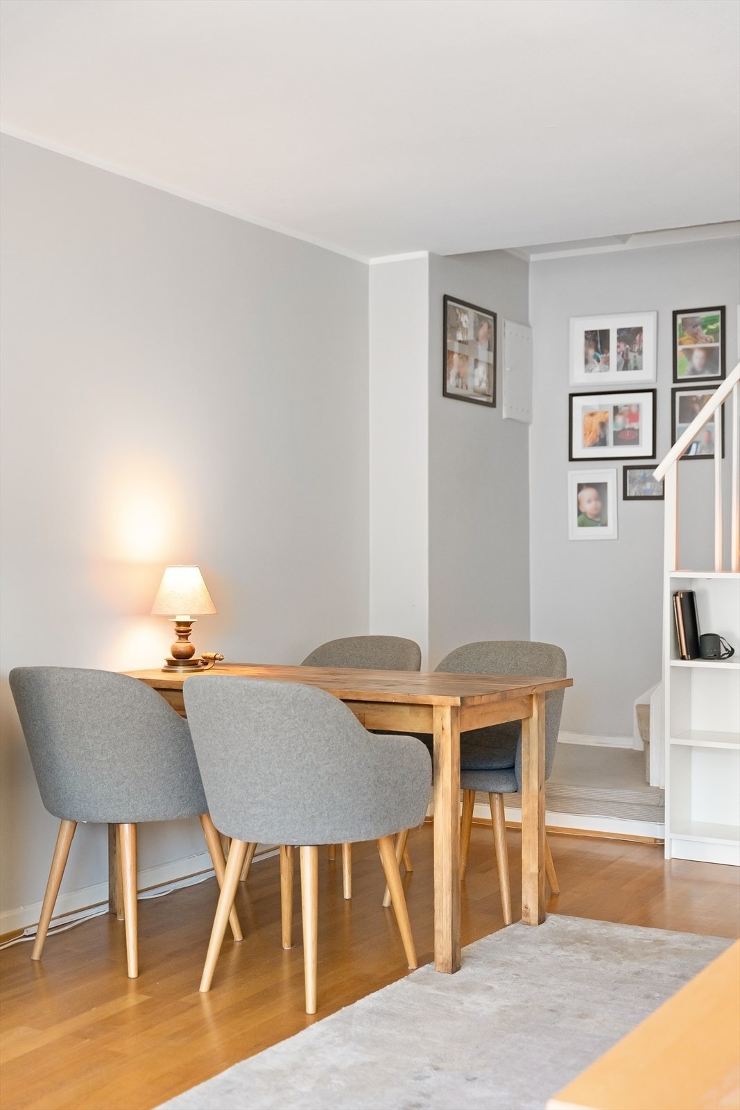 En hyggelig krok for måltider med familie og venner. Galleribilde