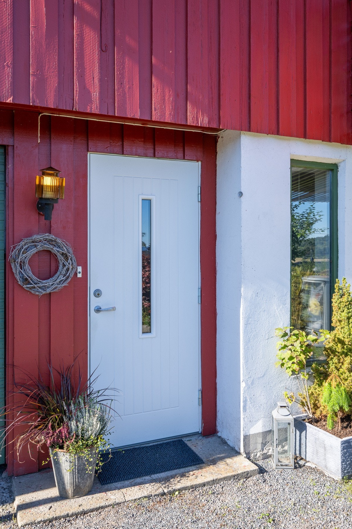 Hyggelig inngangsparti som ønsker deg velkommen inn Galleribilde