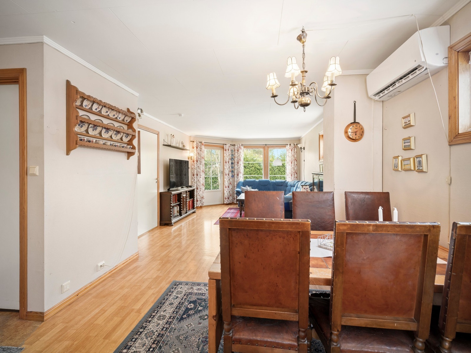 Luft/luft varmepumpe
Det er også pipe i leiligheten Galleribilde