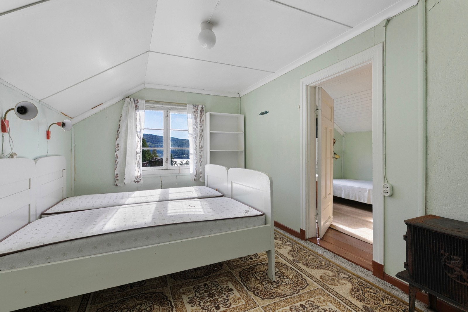 Soverom i gamlehuset Galleribilde