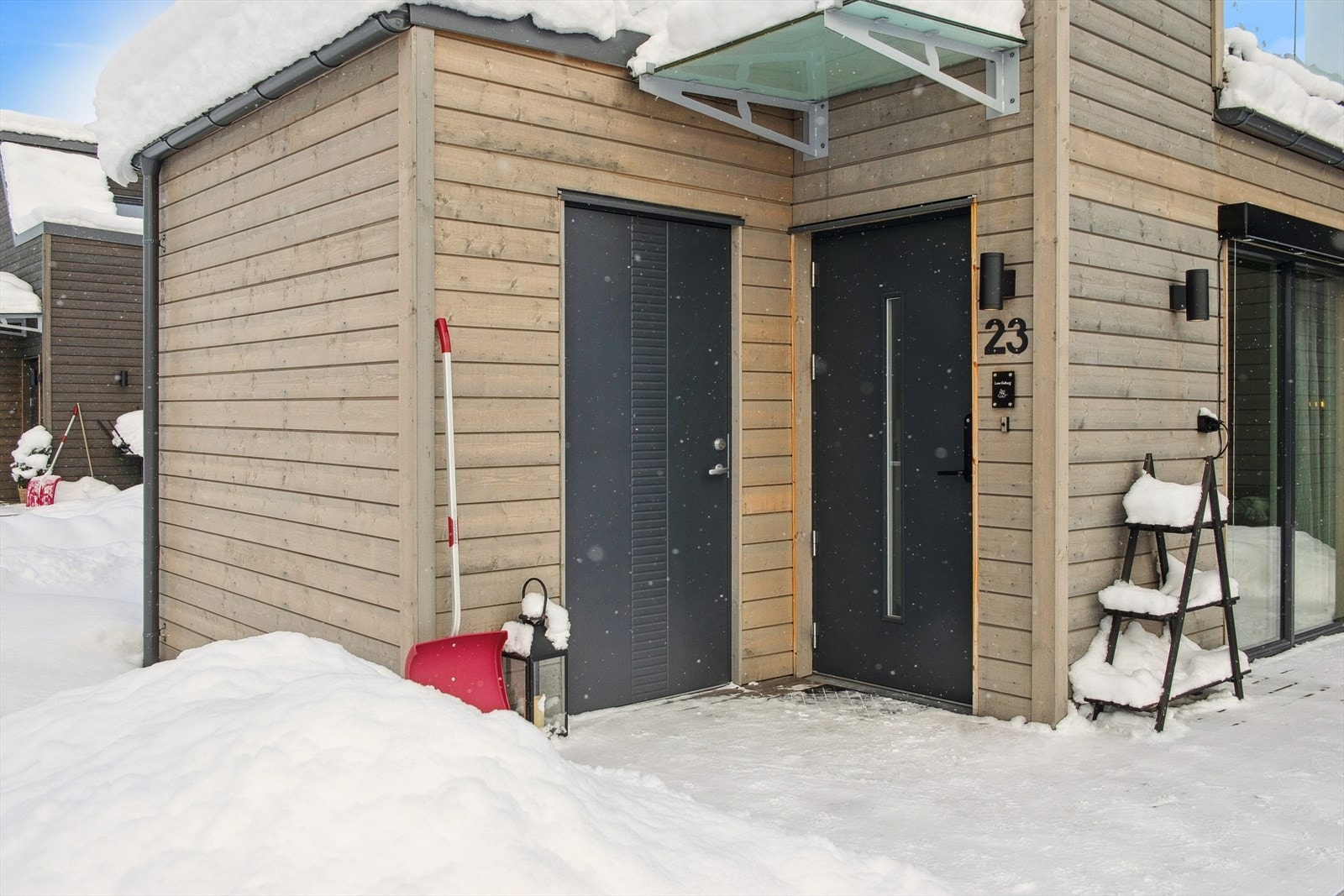 Boden ligger praktisk til ved inngangspartiet. Galleribilde