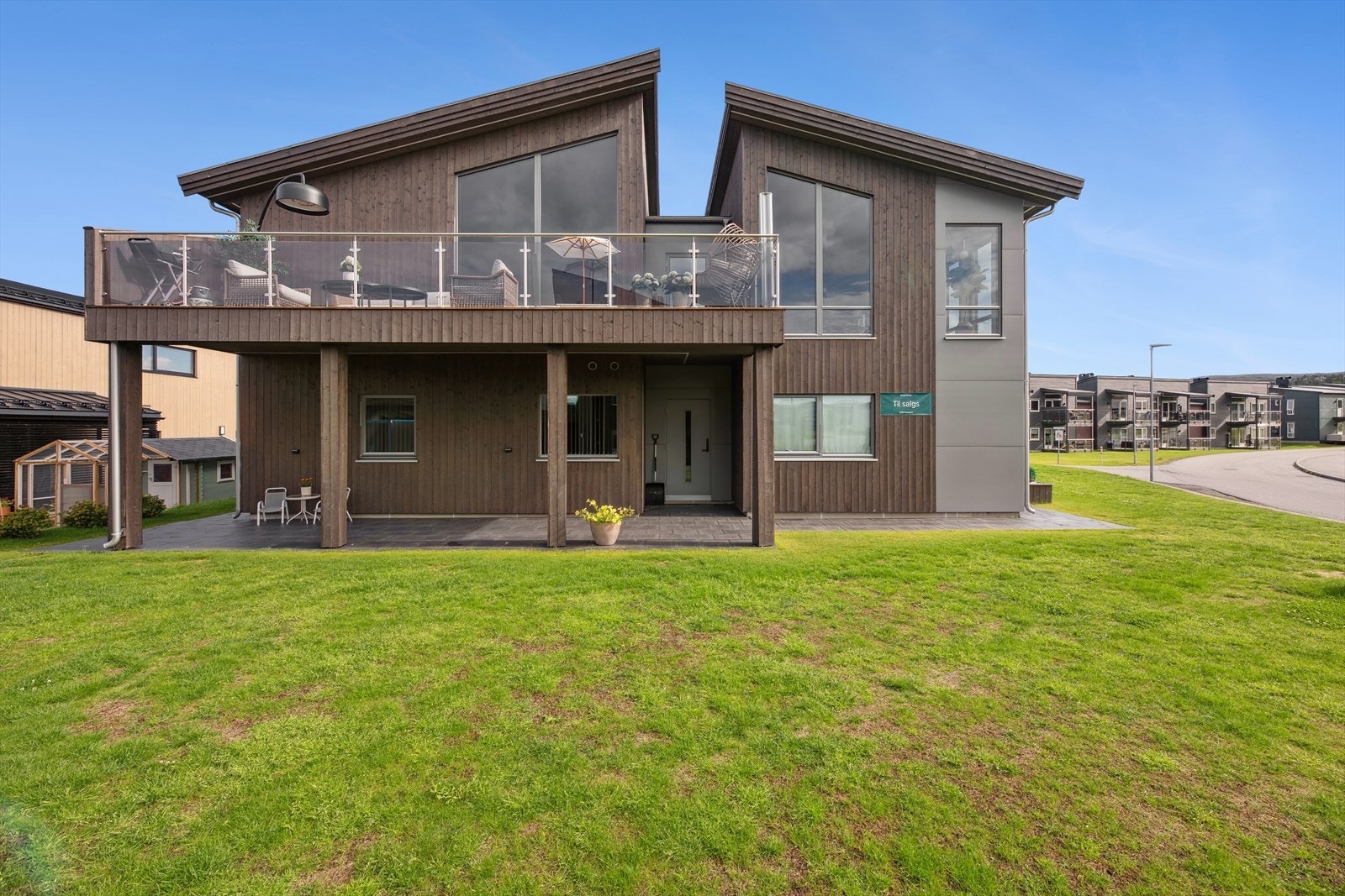 Romslig, påkostet enebolig med utleie Galleribilde