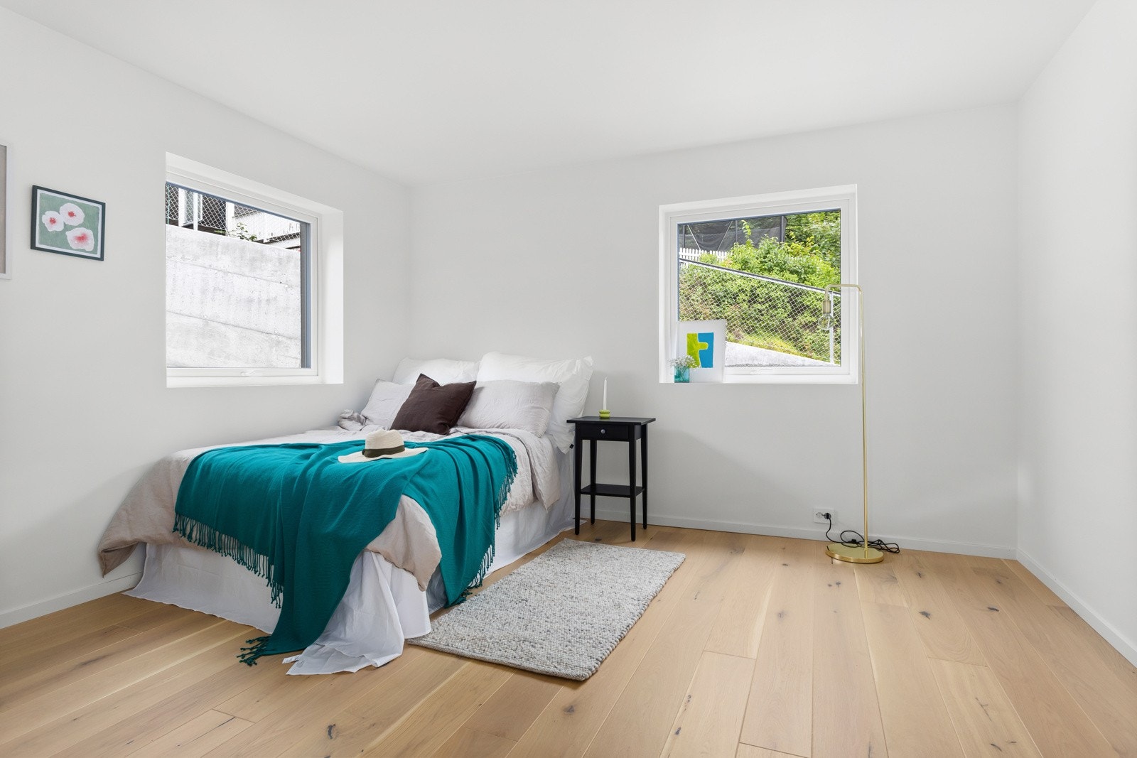 De andre soverommene har plass til seng, skrivepult eller annet ønsket møblement. Galleribilde