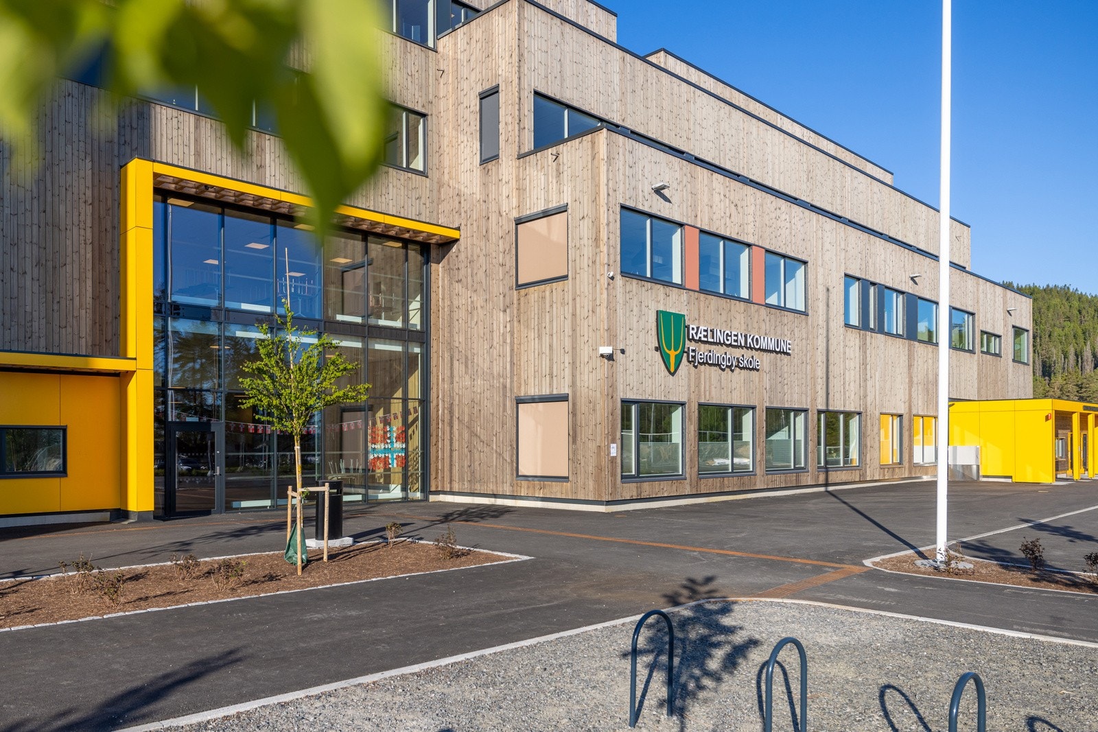 Fra boligen er det kort vei til nye Fjerdingby skole. Galleribilde