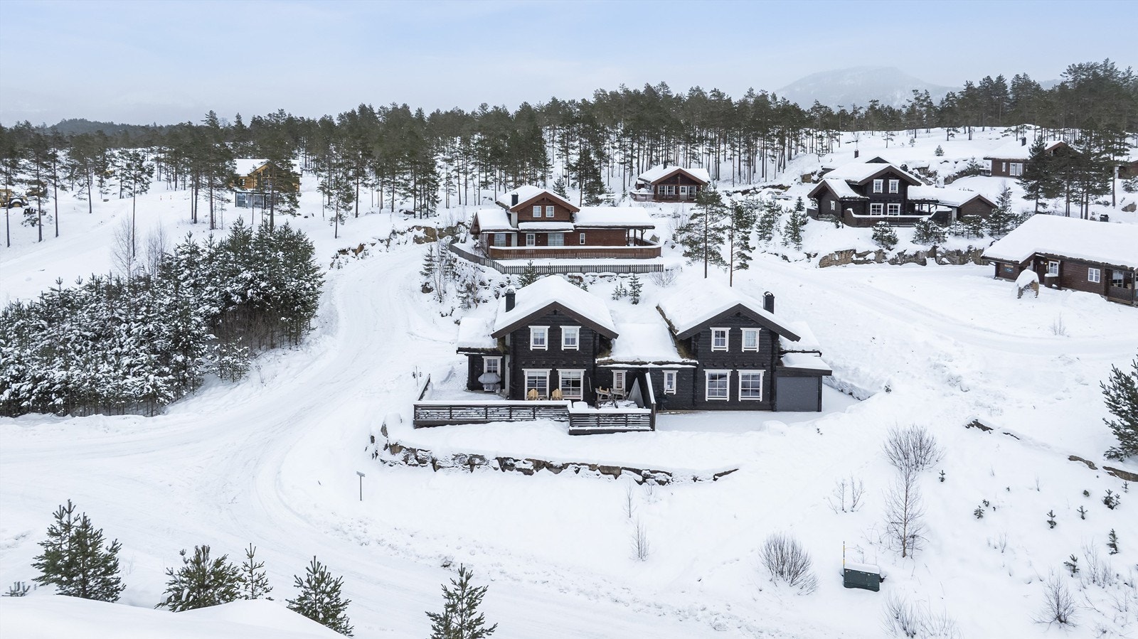 Halvpart av duohytte med flott terrasse og gode solforhold Galleribilde
