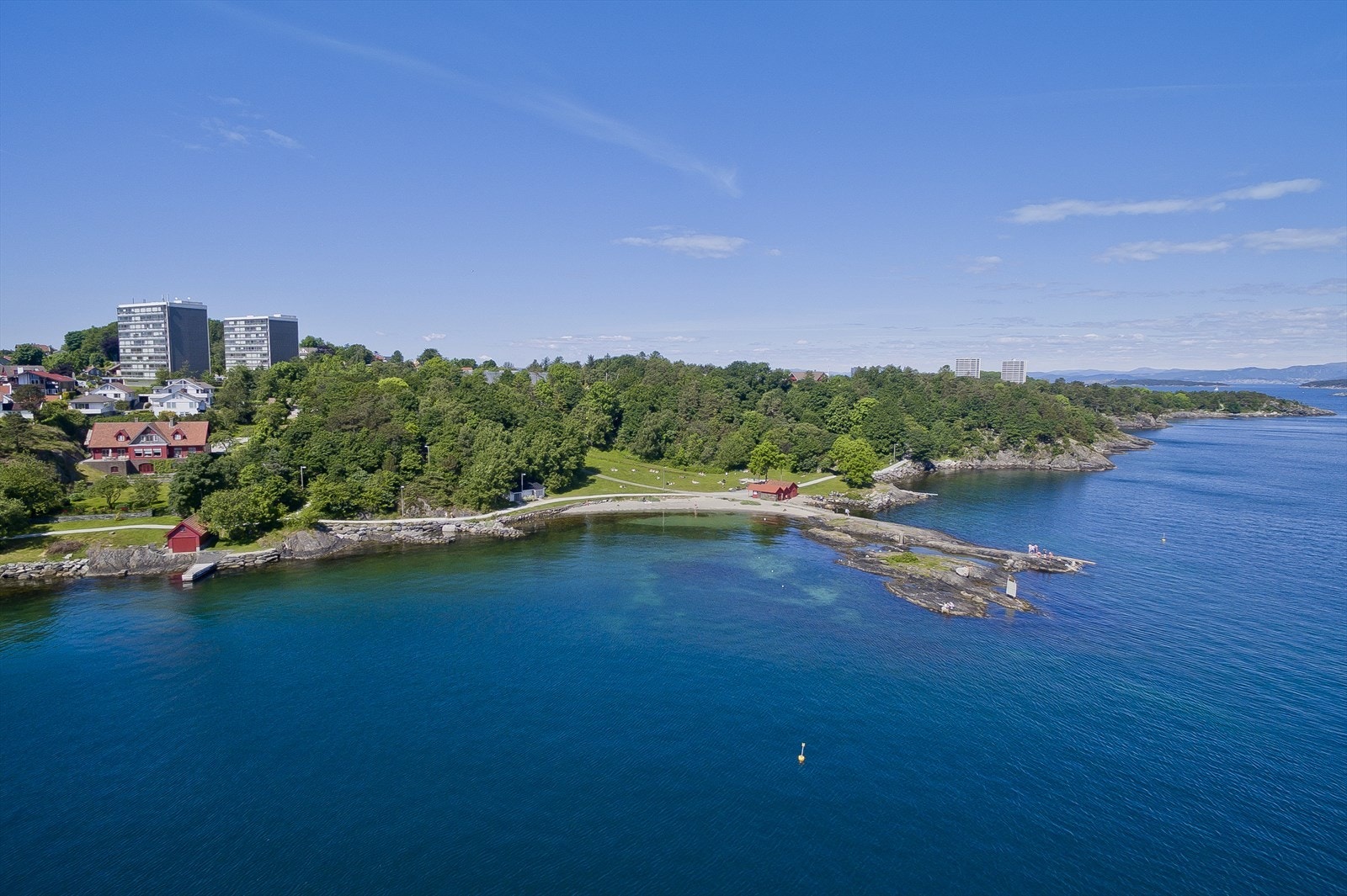 Tøffelavstand til idylliske Godalen Galleribilde