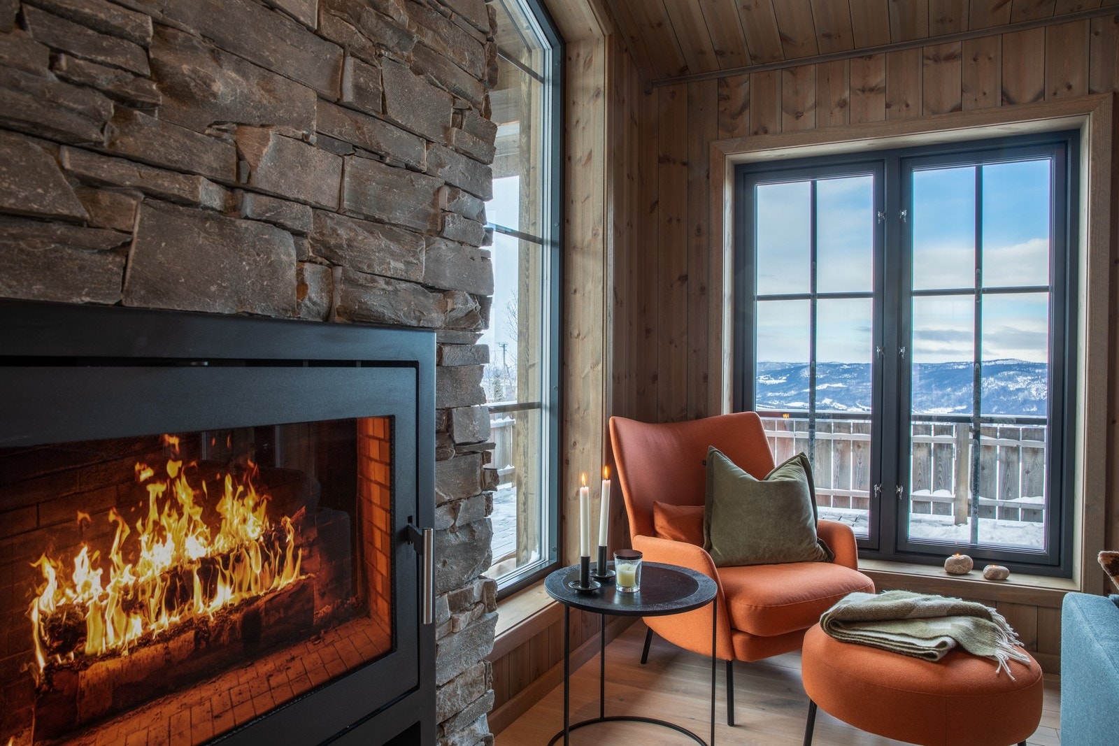 To ferdigbygde hytter i Seterfeltet fungerer som visningshytter Galleribilde