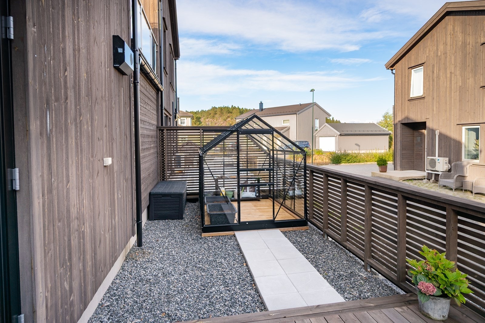 Opparbeidet med heller og drivhus Galleribilde