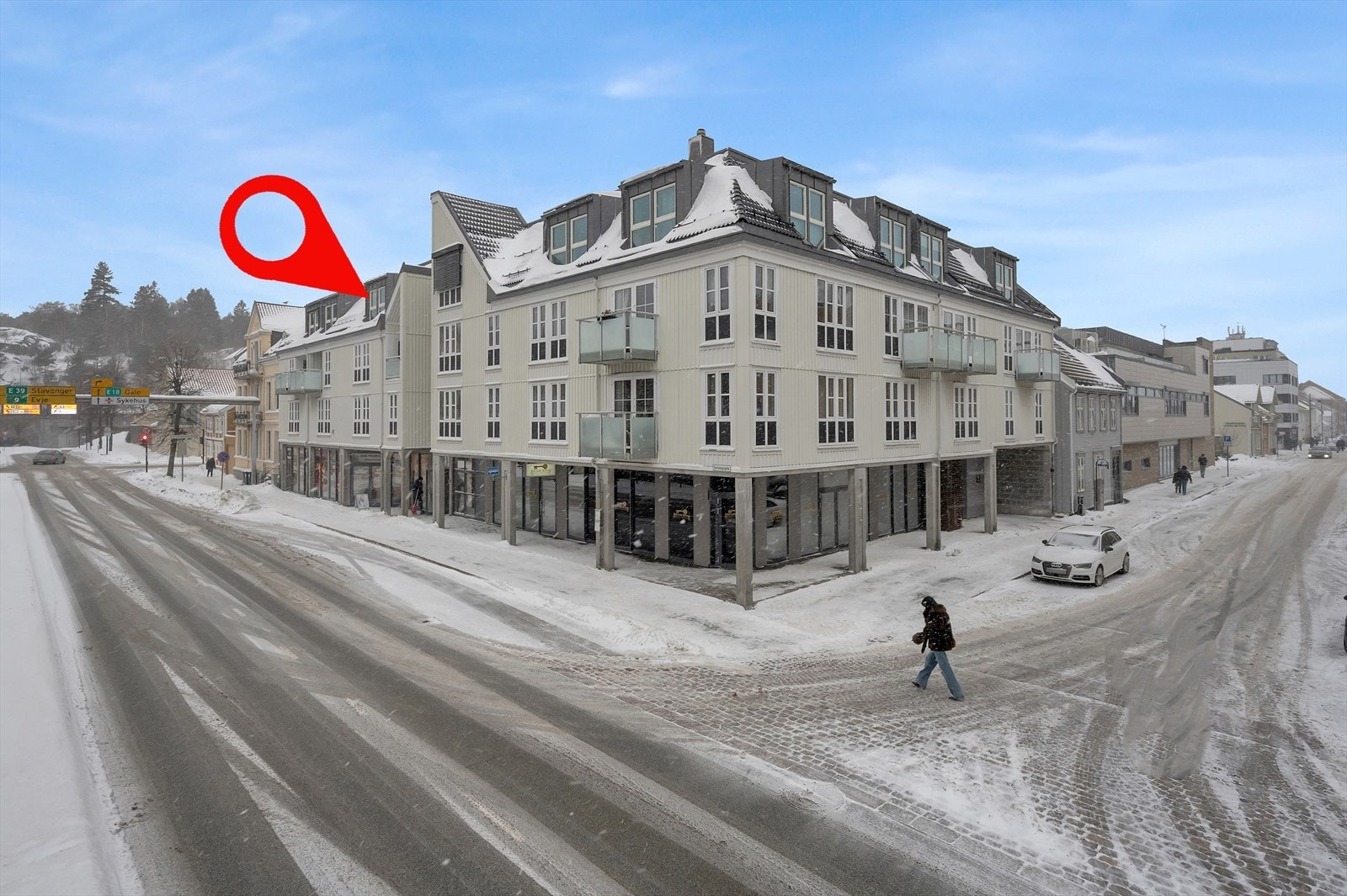 Velkommen til Festningsgata 52! Boligen er presentert av Andre Sandvik v/Aktiv Eiendomsmegling avd. Kristiansand. Foto: Thomas Heimdal Galleribilde