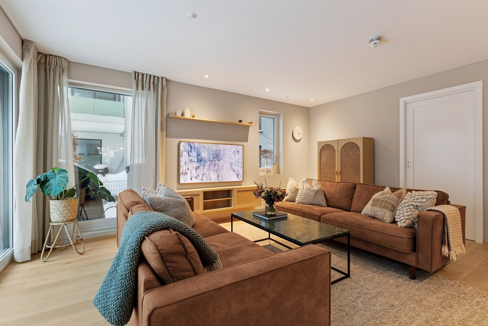 Herlig stueavdeling med god møbleringsfrihet. Galleribilde