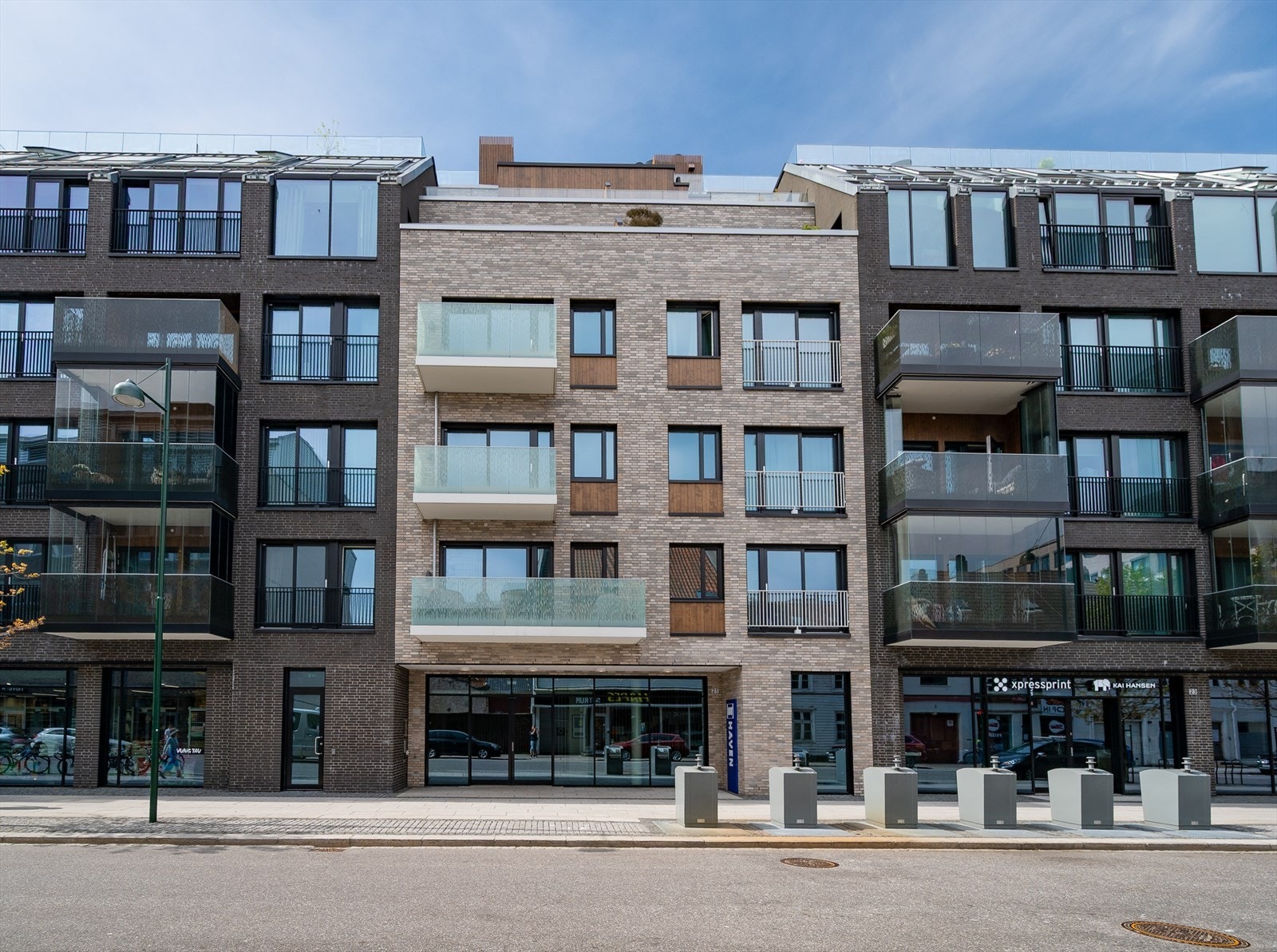 Privat bilde fra selger. Viser uteområde på sommerstid. Galleribilde