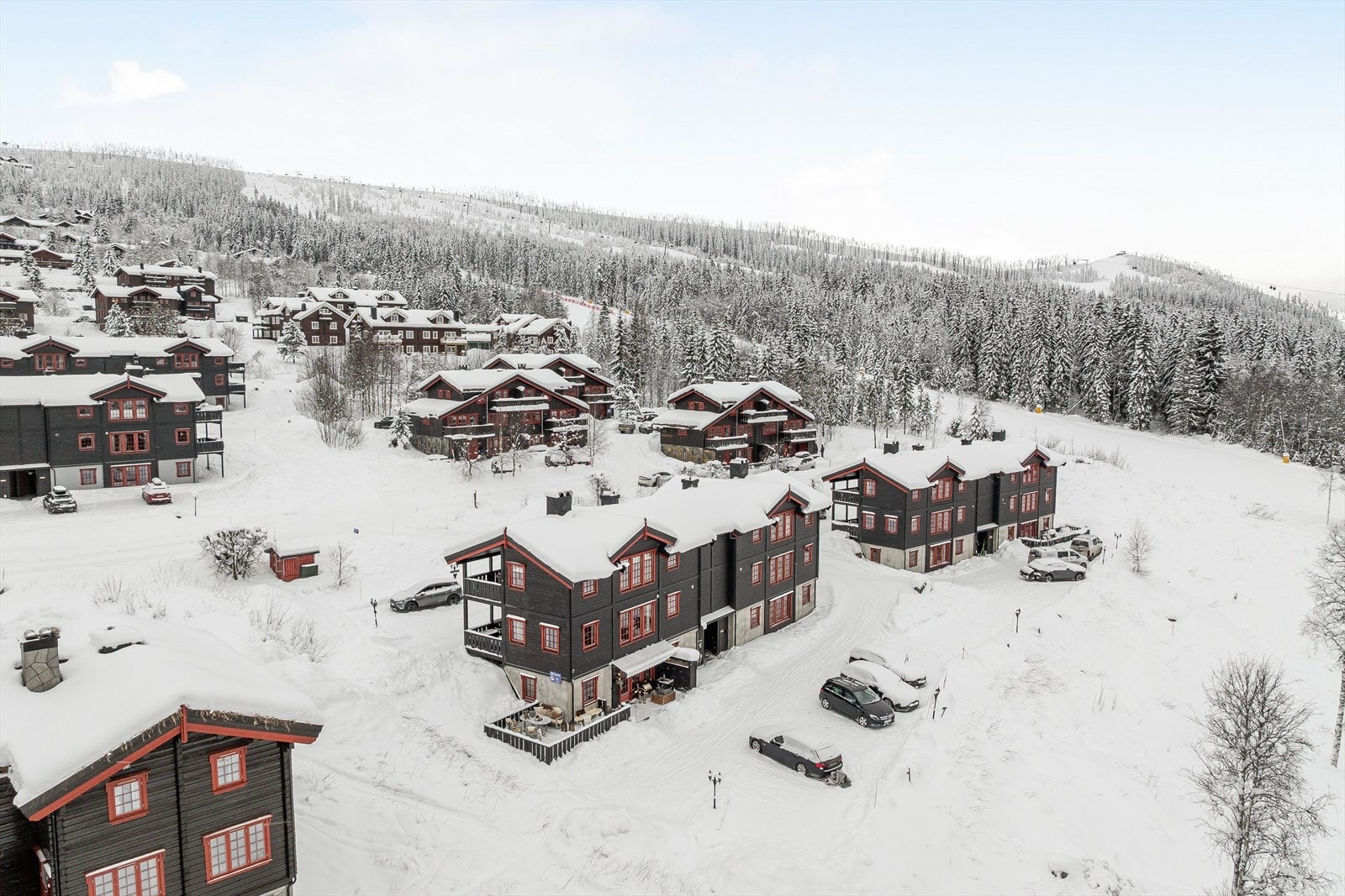 På ca. 530 moh. ligger alt til rette for den aktive familien som ønsker nærhet til det beste Trysilfjellet kan tilby. Galleribilde