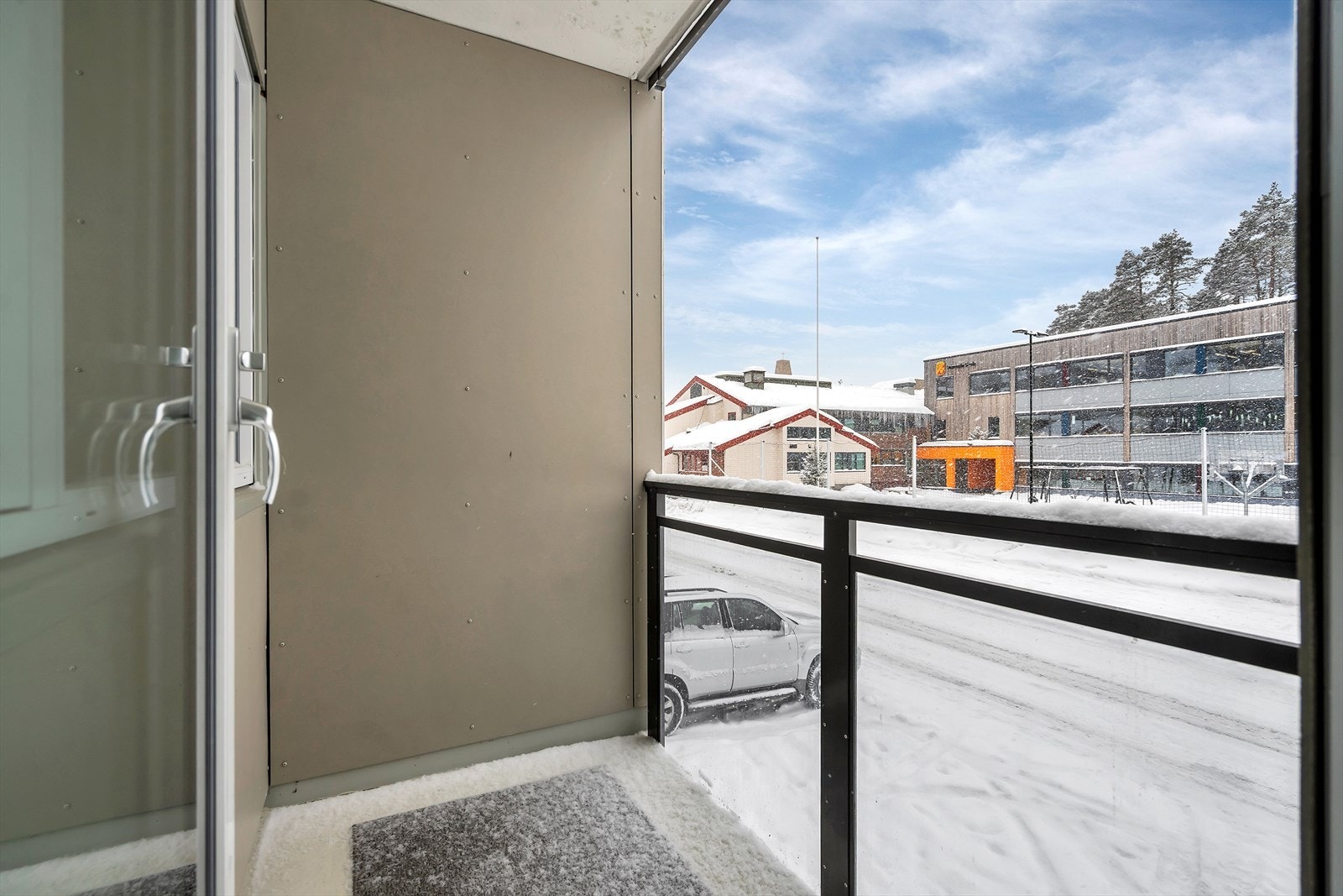 Her får du plass til et par stoler Galleribilde