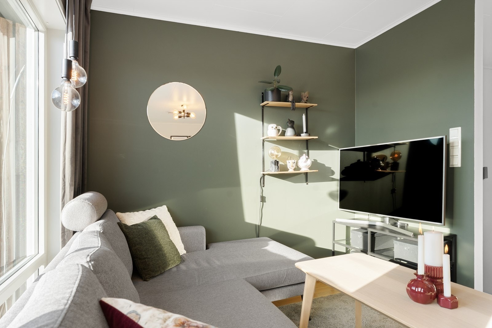 Det er lagt inn fiber til boligen fra Haugaland Kraft (Altibox) Galleribilde