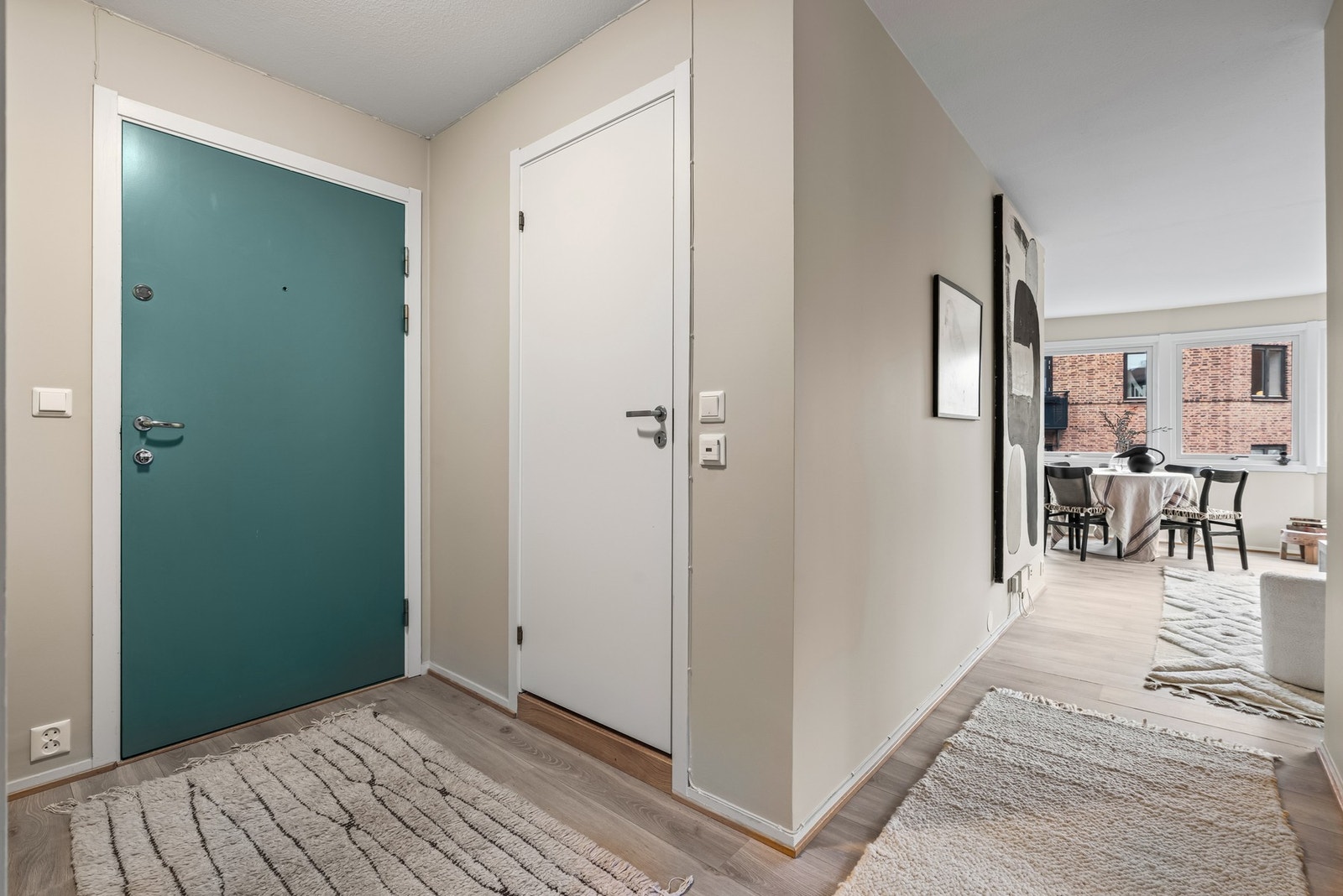 Leiligheten disponerer en kjellerbod på ca. 3 kvm. Galleribilde