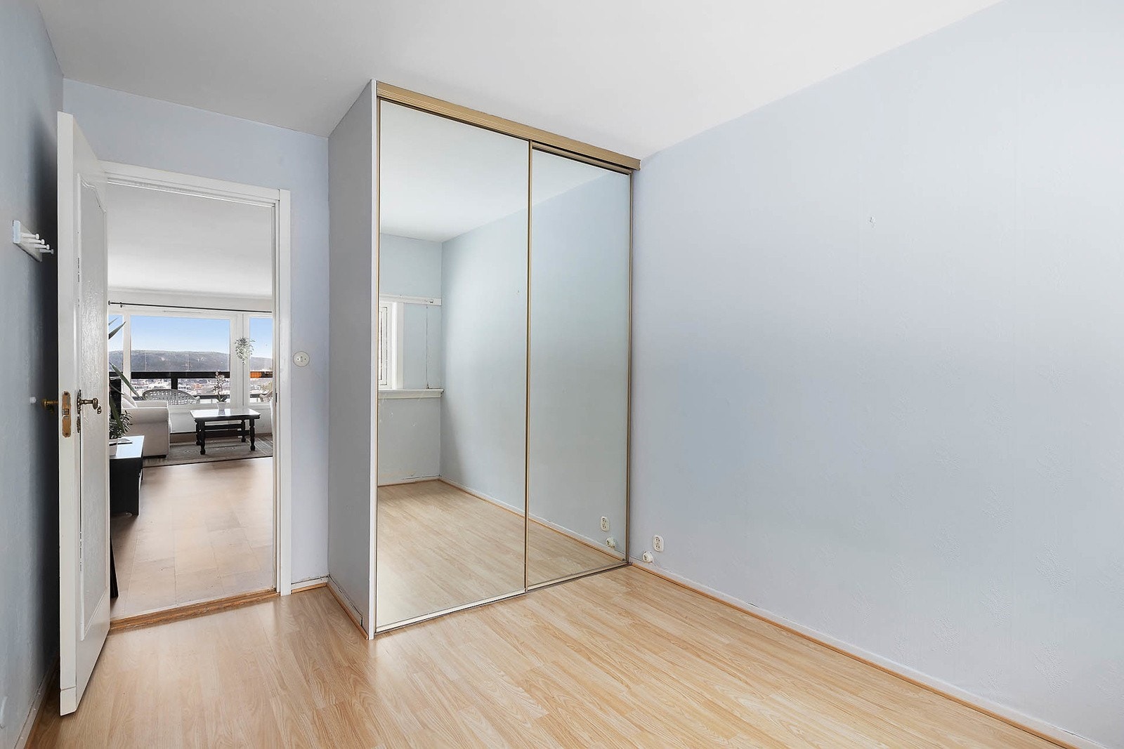 Gode garderobemuligheter. Galleribilde