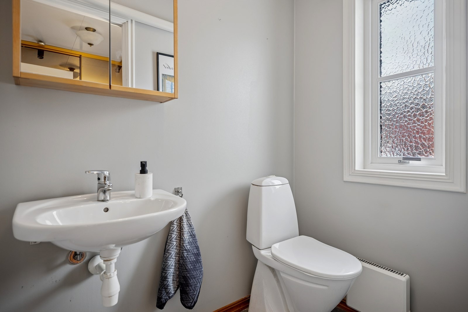 Gjestetoalett/wc i tilknytning til entreen Galleribilde