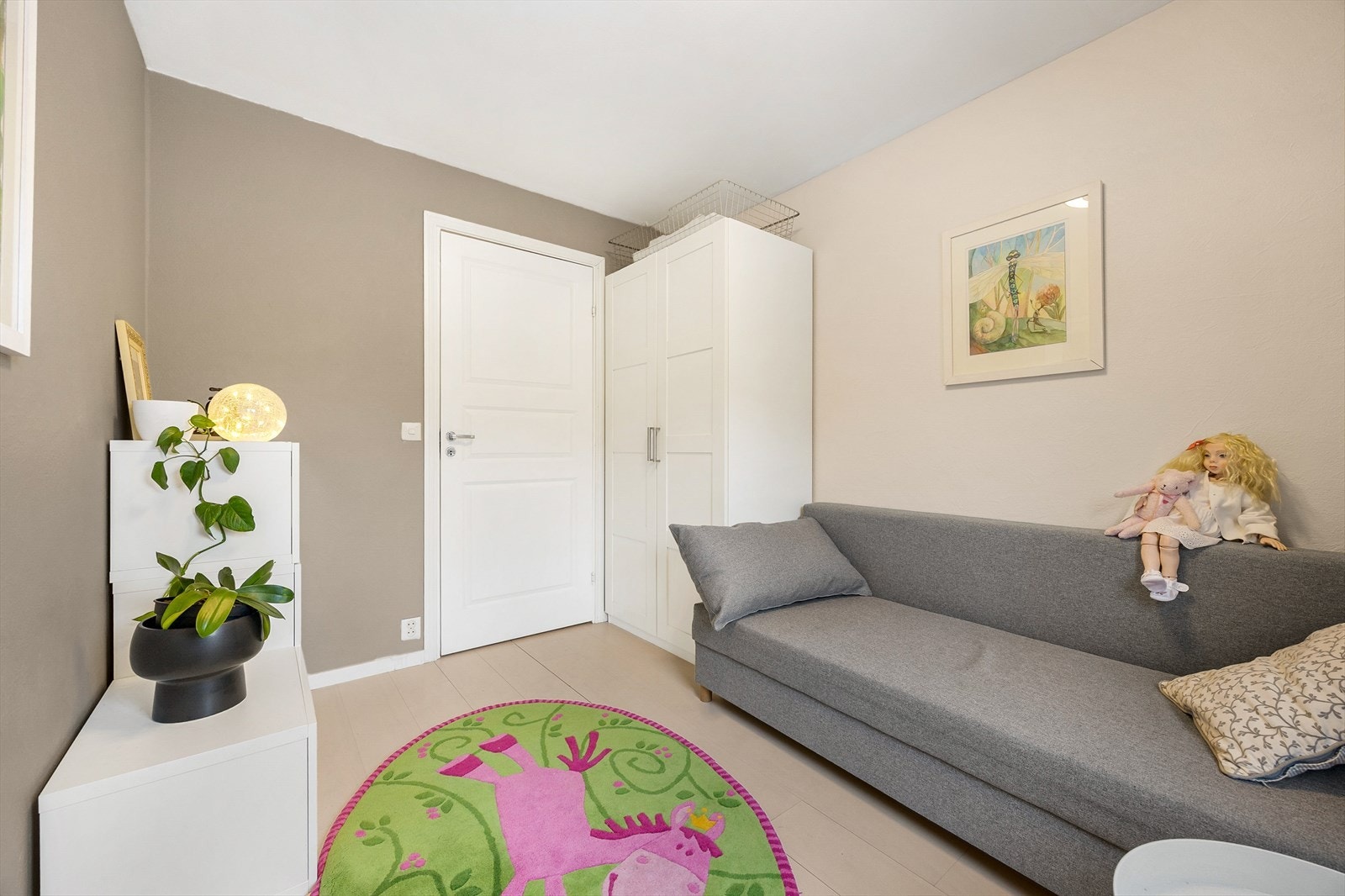 Rommet egner seg utmerket til soverom, barnerom, hjemmekontor etc. Galleribilde