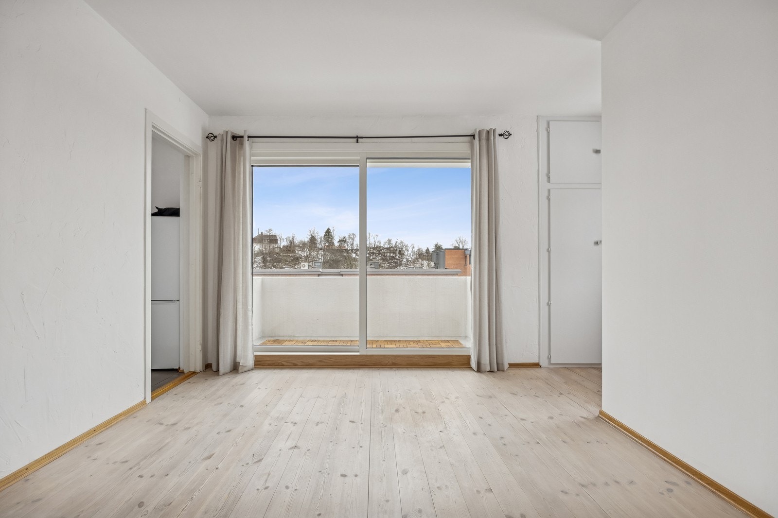 Stue med utgang balkong Galleribilde