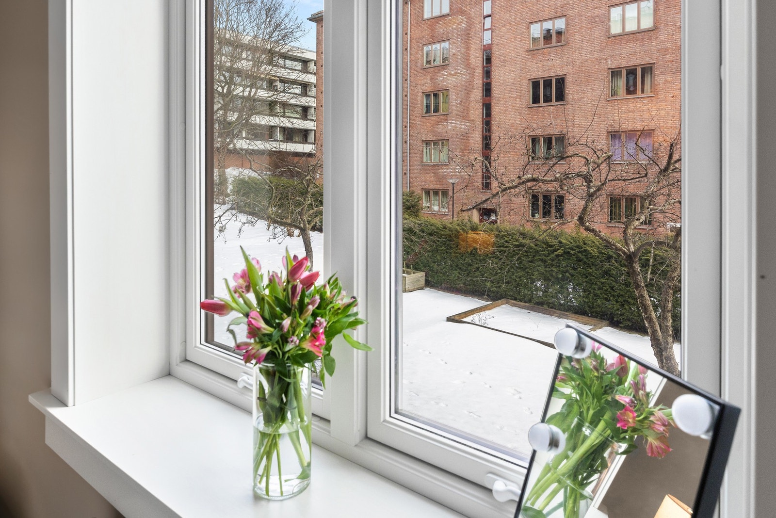 Soverommet vender mot rolig gårdsrom. Galleribilde