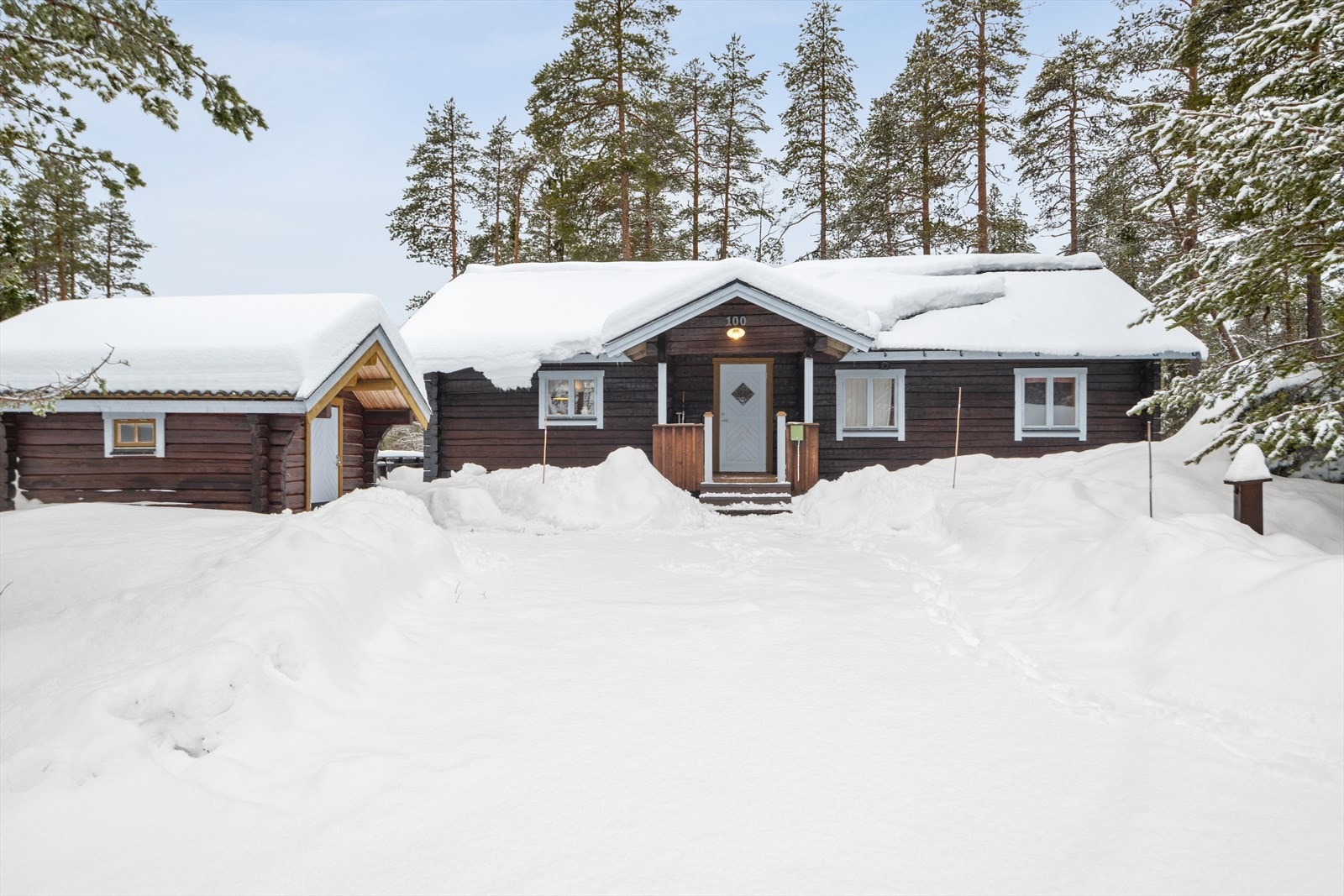 027_Velkommen til Kvernåa hytteområde 100.jpg Galleribilde