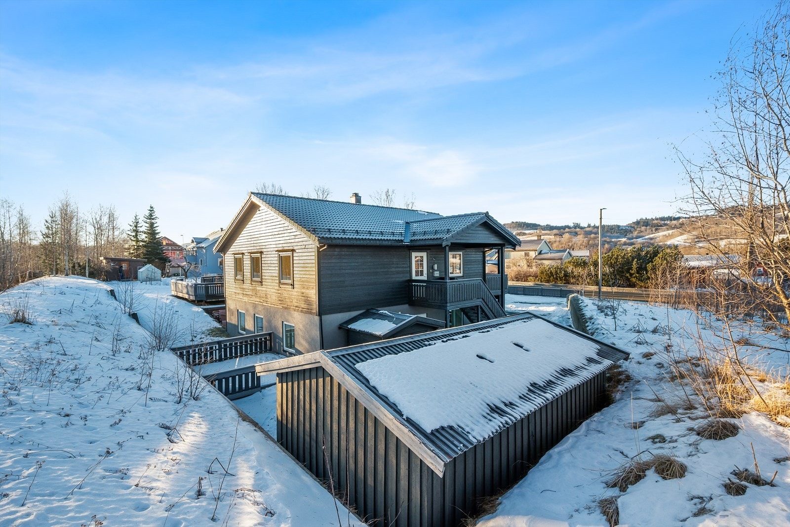 Med nærhet til Melhus sentrum, vil du ha enkel tilgang til både kollektivtrafikk, dagligvarebutikker og andre servicetilbud. Galleribilde