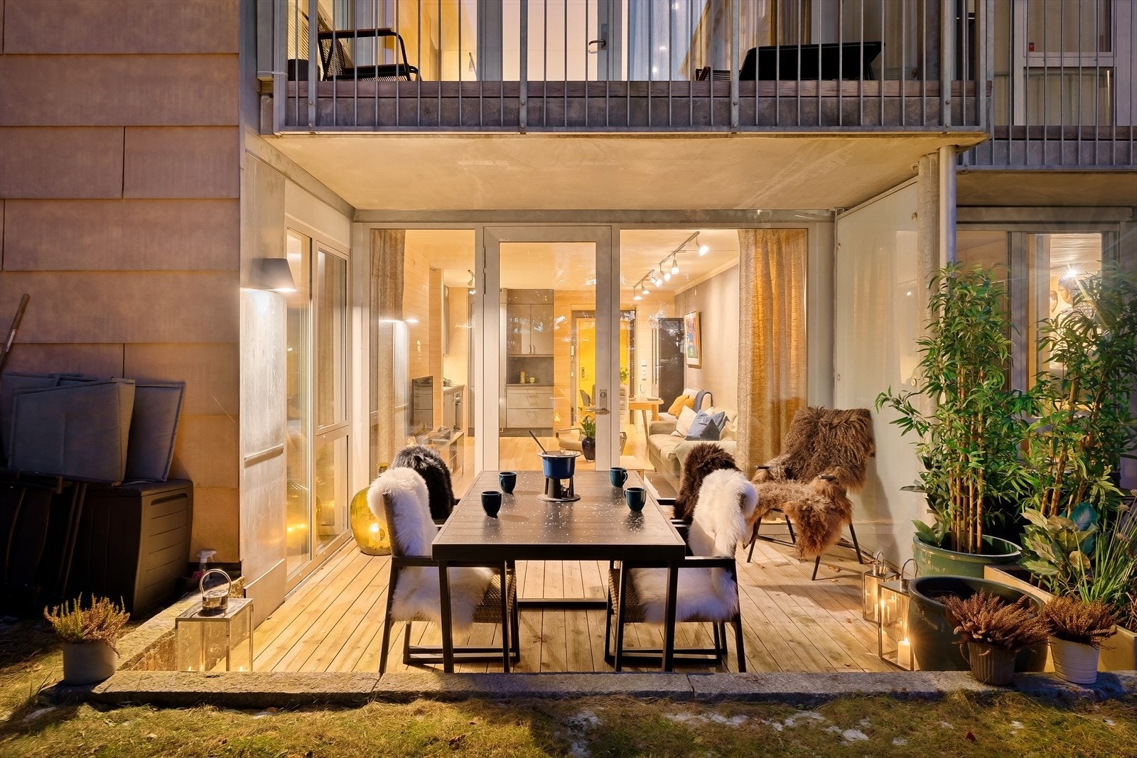 Her bor man midt i hjertet av Oslo, med kort avstand til både byliv, sjø og grønne lunger - en kombinasjon som gir et særdeles godt og variert bomiljø. Galleribilde