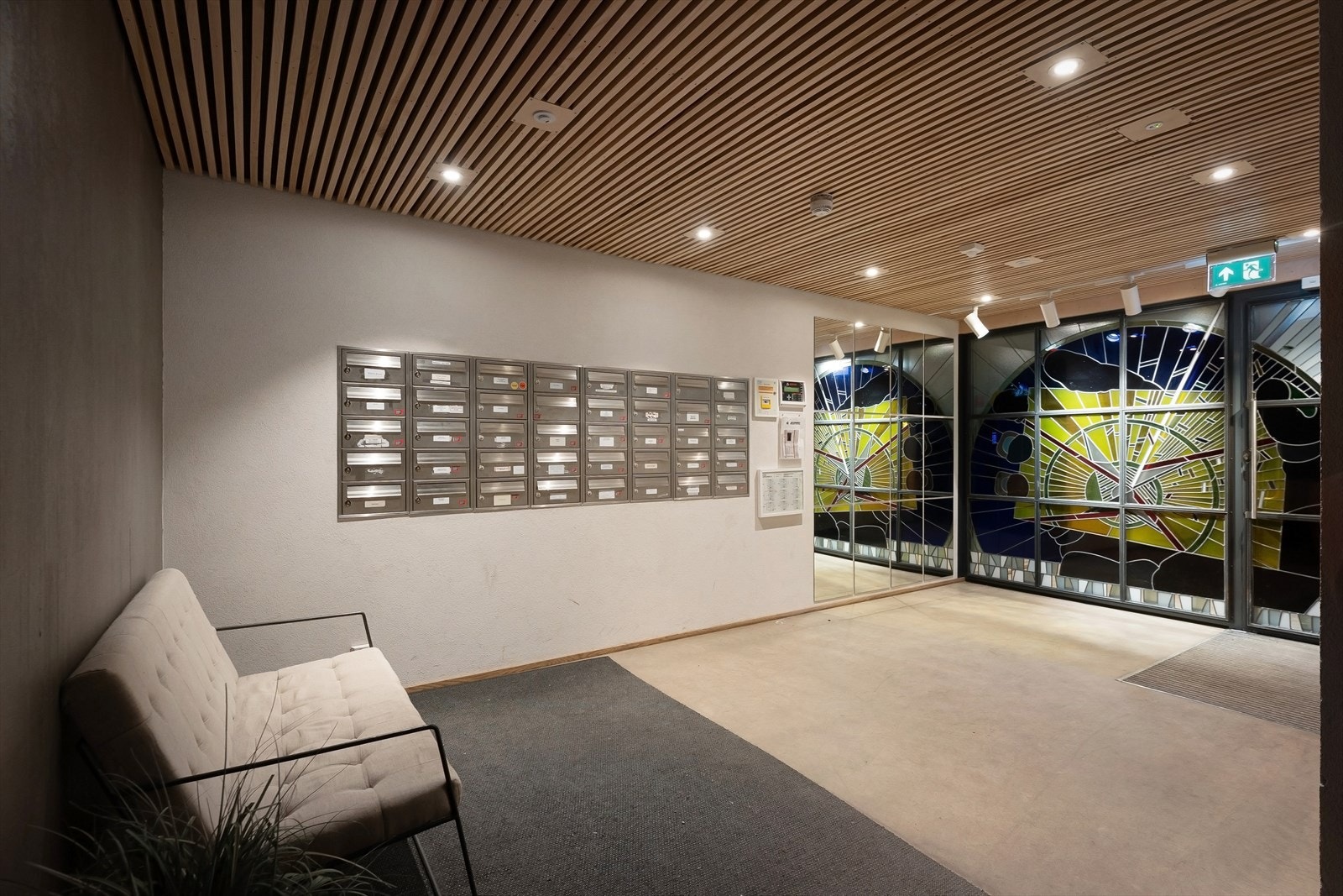 Lekkert inngangsparti og velholdt sameie med god økonomi. Galleribilde