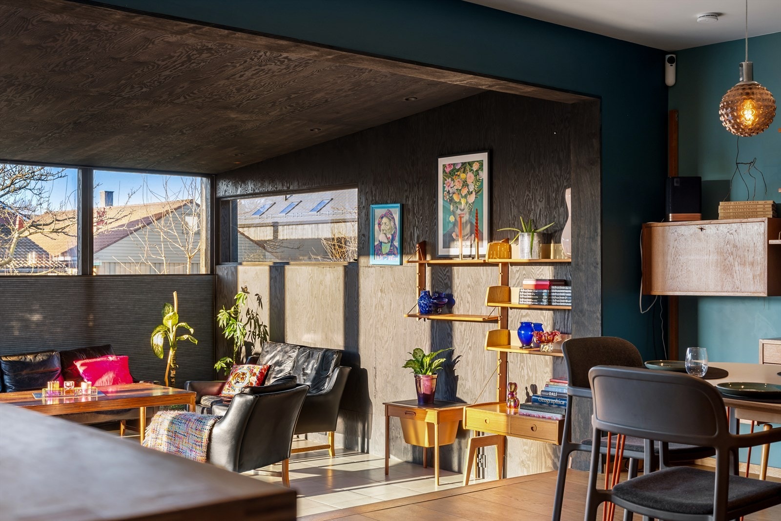 Kjøkken/allrom - store, åpne flater gir en god romfølelse Galleribilde