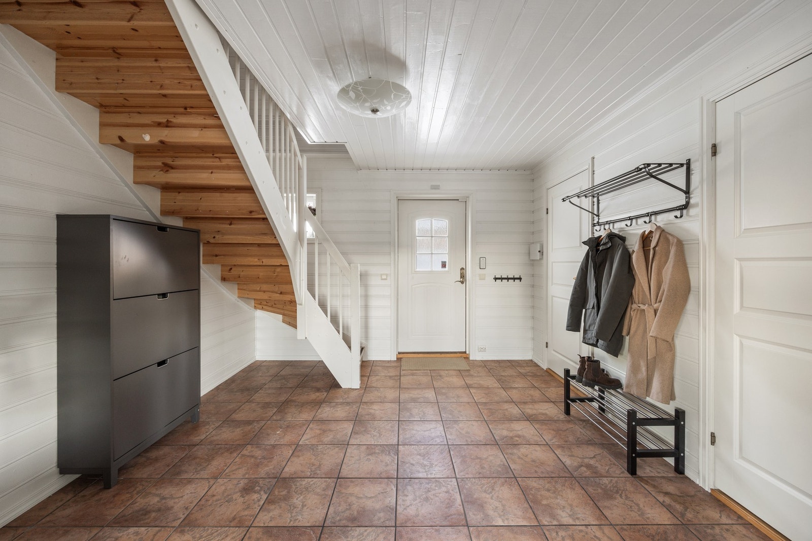 Gang - ca 14 kvm. Galleribilde