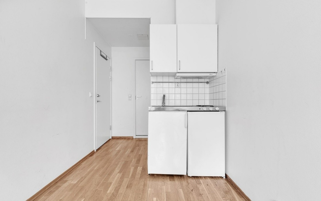 Kjøkken mot bad. Galleribilde