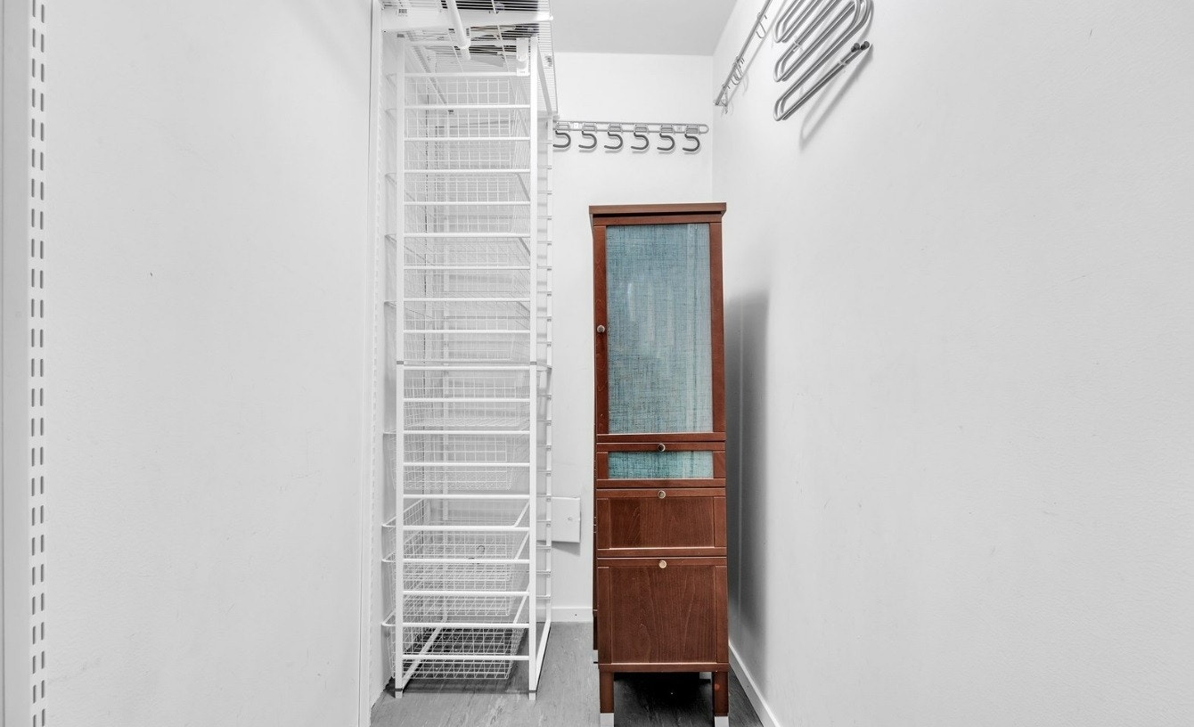 Innvendig bod medfølger leiligheten. Galleribilde