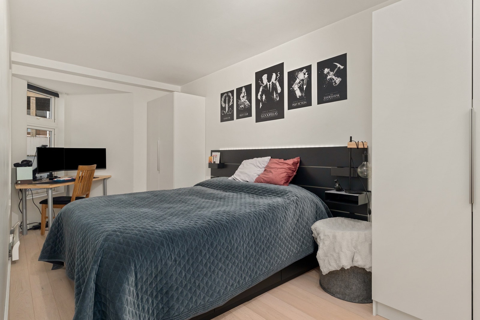 Soverommet i leiligheten er av god størrelse Galleribilde