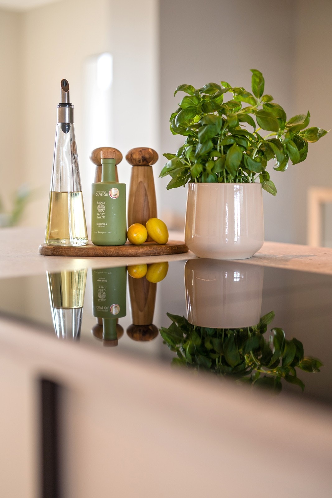 Platetopp med integrert ventilator bidrar til et rent og moderne uttrykk. Galleribilde