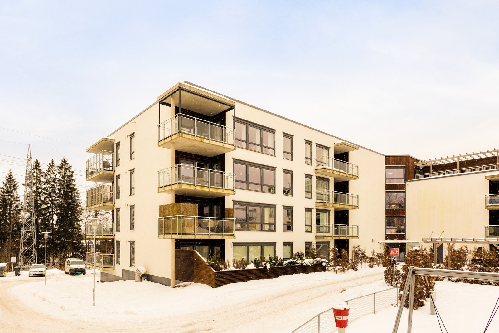 Her bor du i grønne og rolige omgivelser, samtidig som du har kort vei til alt du trenger i hverdagen. Galleribilde