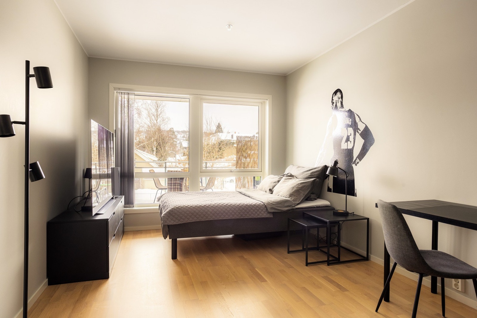 Leiligheten byr på tre romslige og trivelige soverom med gode og fleksible innredningsmuligheter. Galleribilde