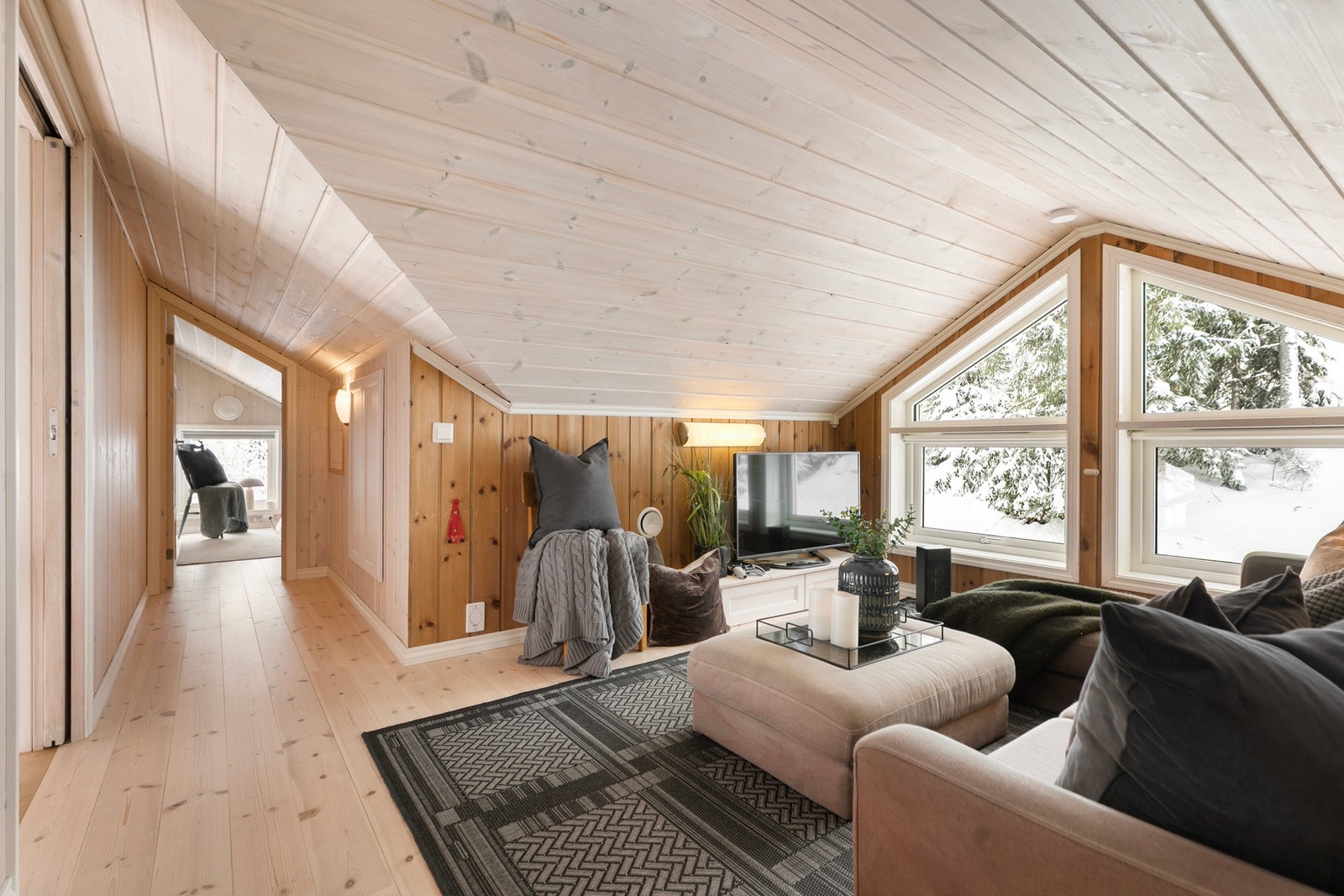 Loftstue på hems (ikke godkjent til varig opphold) Galleribilde