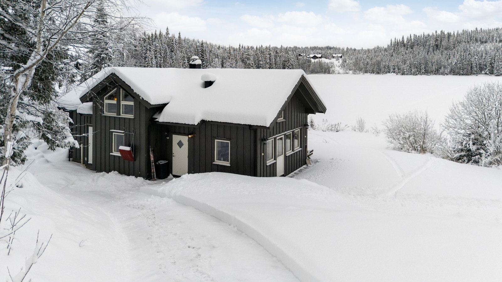 Et fristed midt i vakre omgivelser Galleribilde