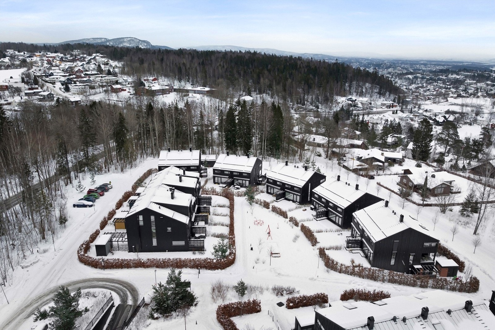 Like utenfor døra har du marka med flere idylliske turområder, samt flotte skiløyper på vinterstid Galleribilde