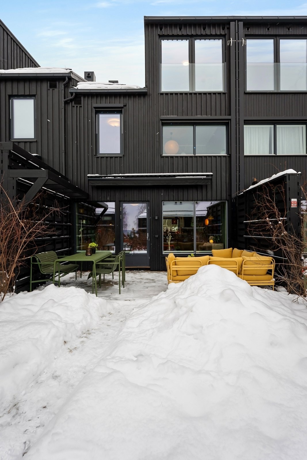 Ved stuen har du utgang til terrassen Galleribilde