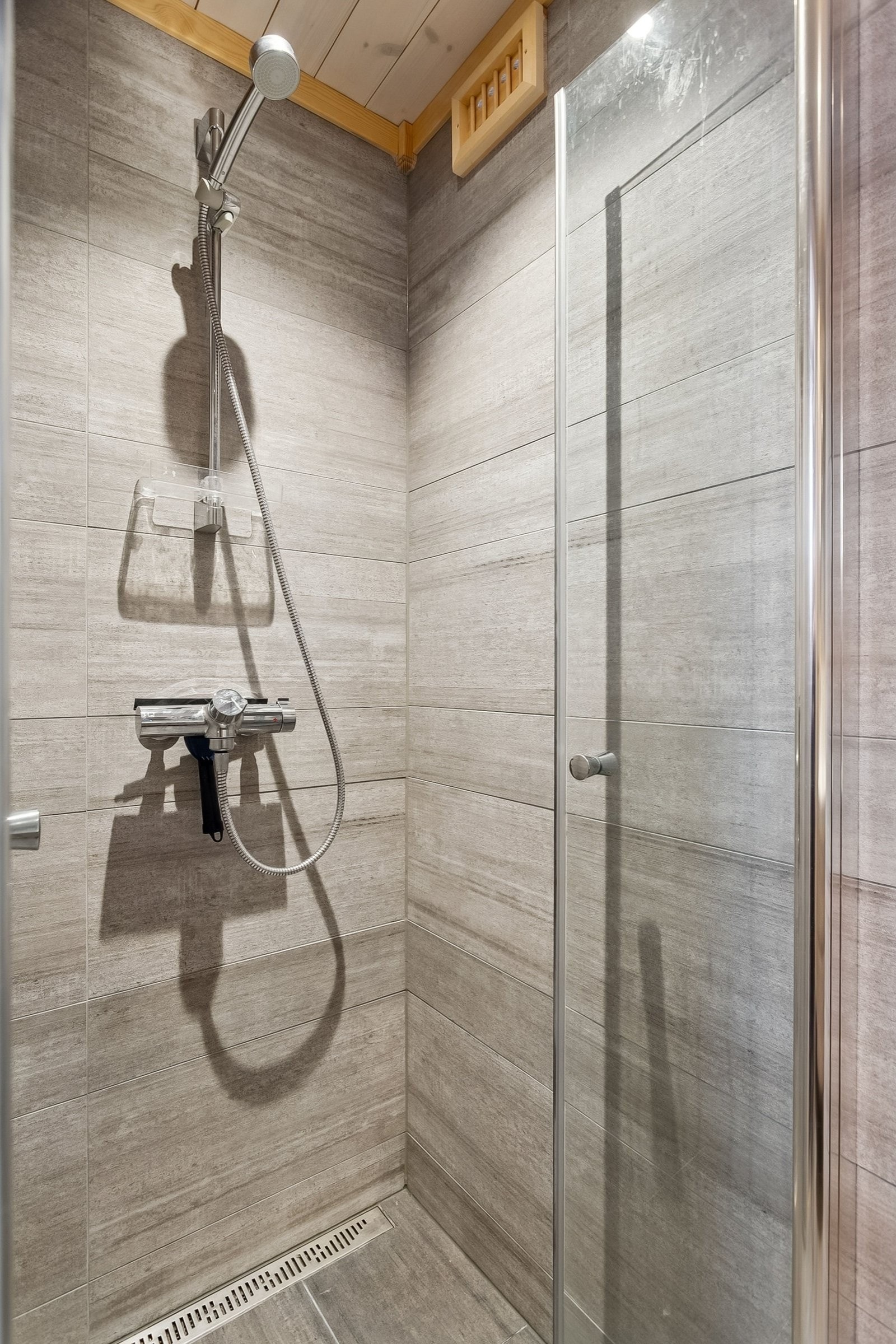 Dusj i egen nisje. Galleribilde