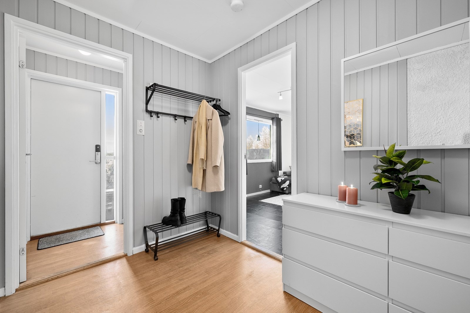 Vindfang og gang i sokkelen. Galleribilde