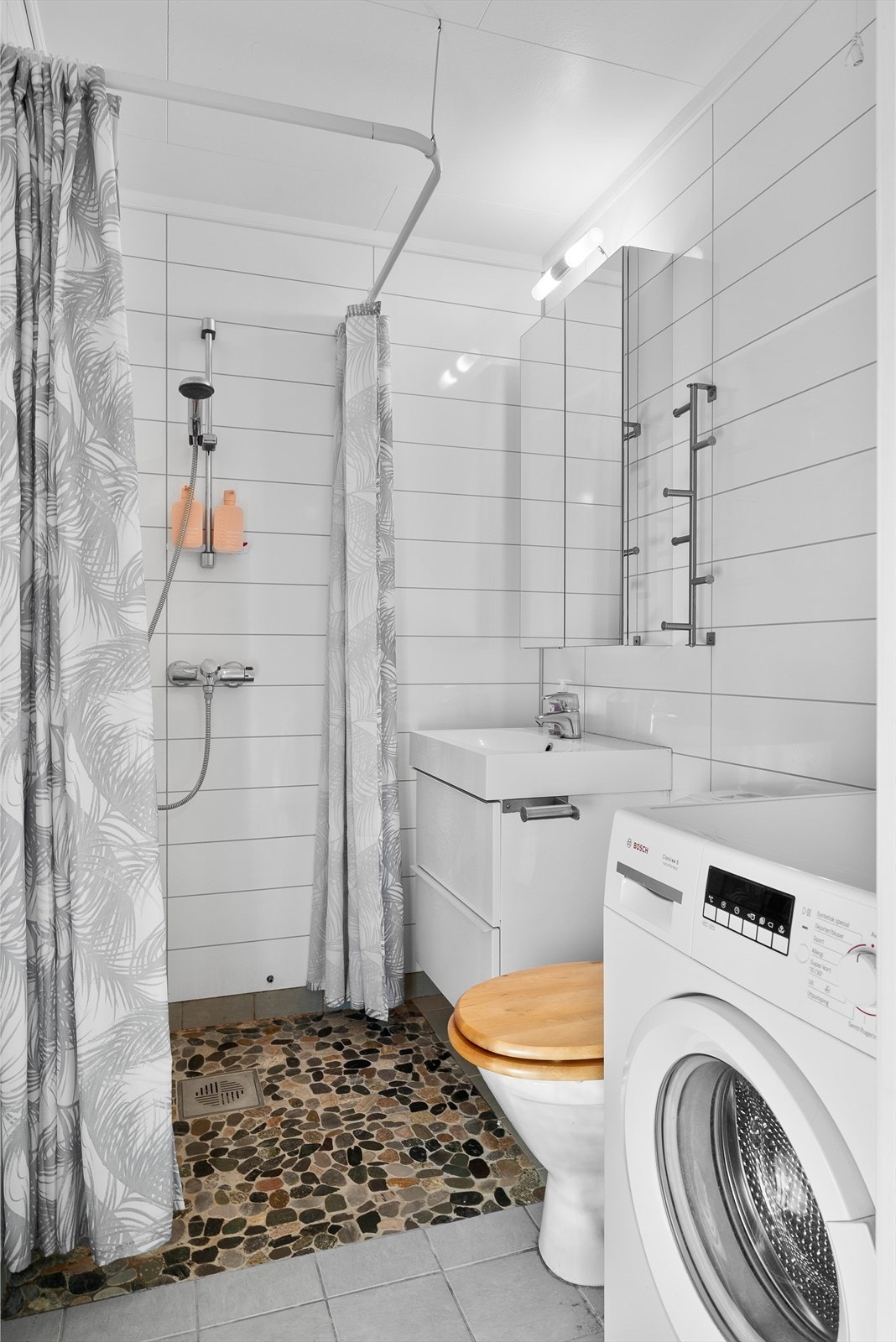 Bad i utleieleiligheten. Galleribilde